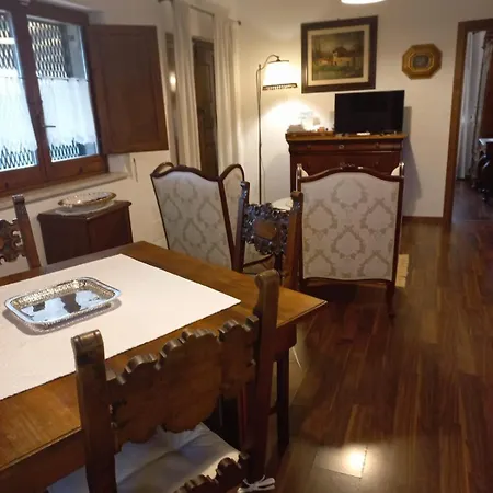 Podere Battegone 度假居 Maestrello